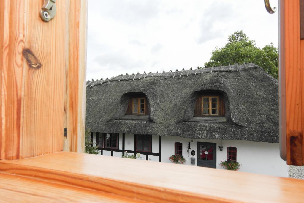 Nabolos Rooms Bovense Экстерьер фото