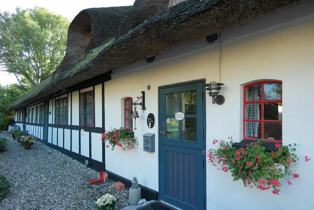 Nabolos Rooms Bovense Экстерьер фото